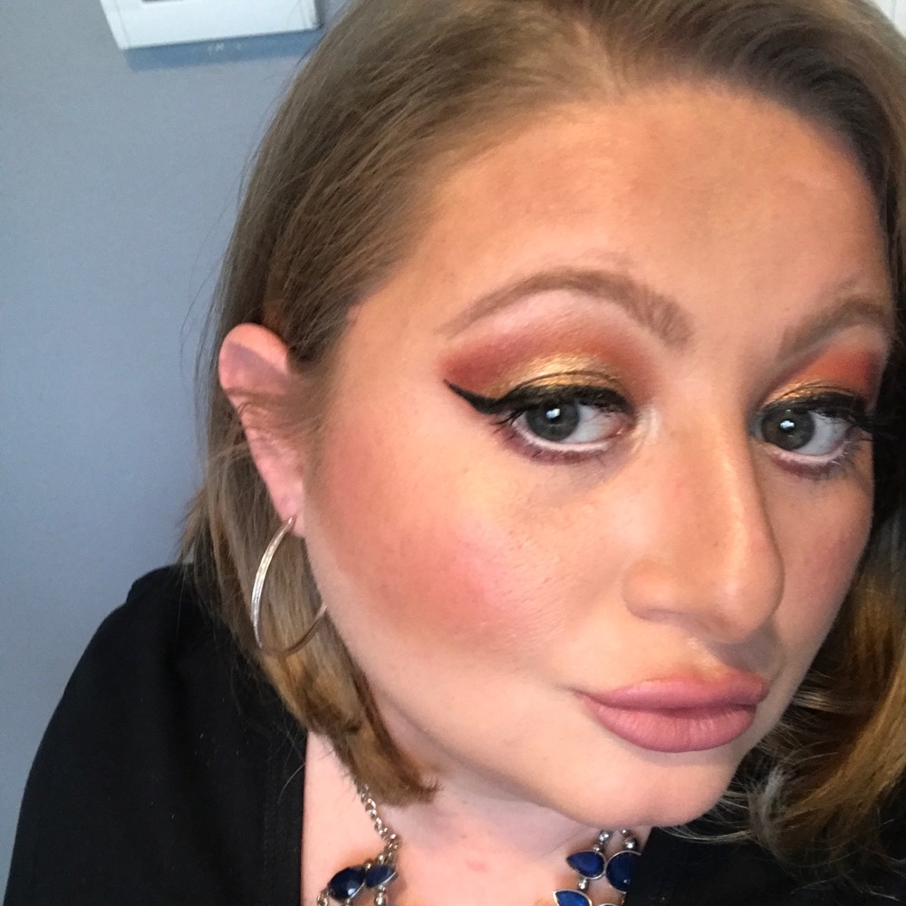 Meet your Posher, Lisa